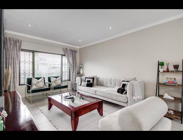 3 BEDROOM PROPERTY TO RENT IN BROADACRES